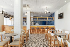 Bar (in der Unterkunft)