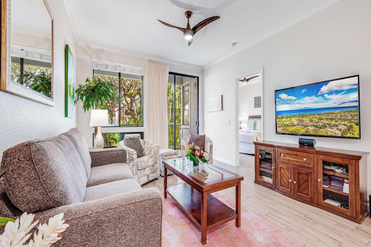 Condo, 2 Bedrooms, Garden View (183) | Front of property