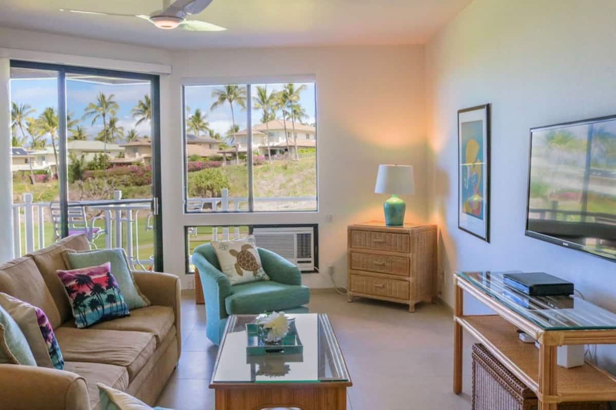 Condo, 1 Bedroom, Partial Ocean View (73) | Front of property
