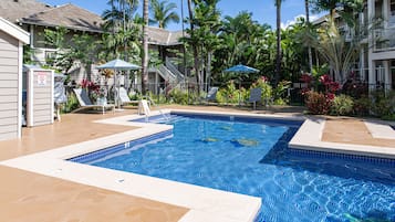 2 udendørs pools