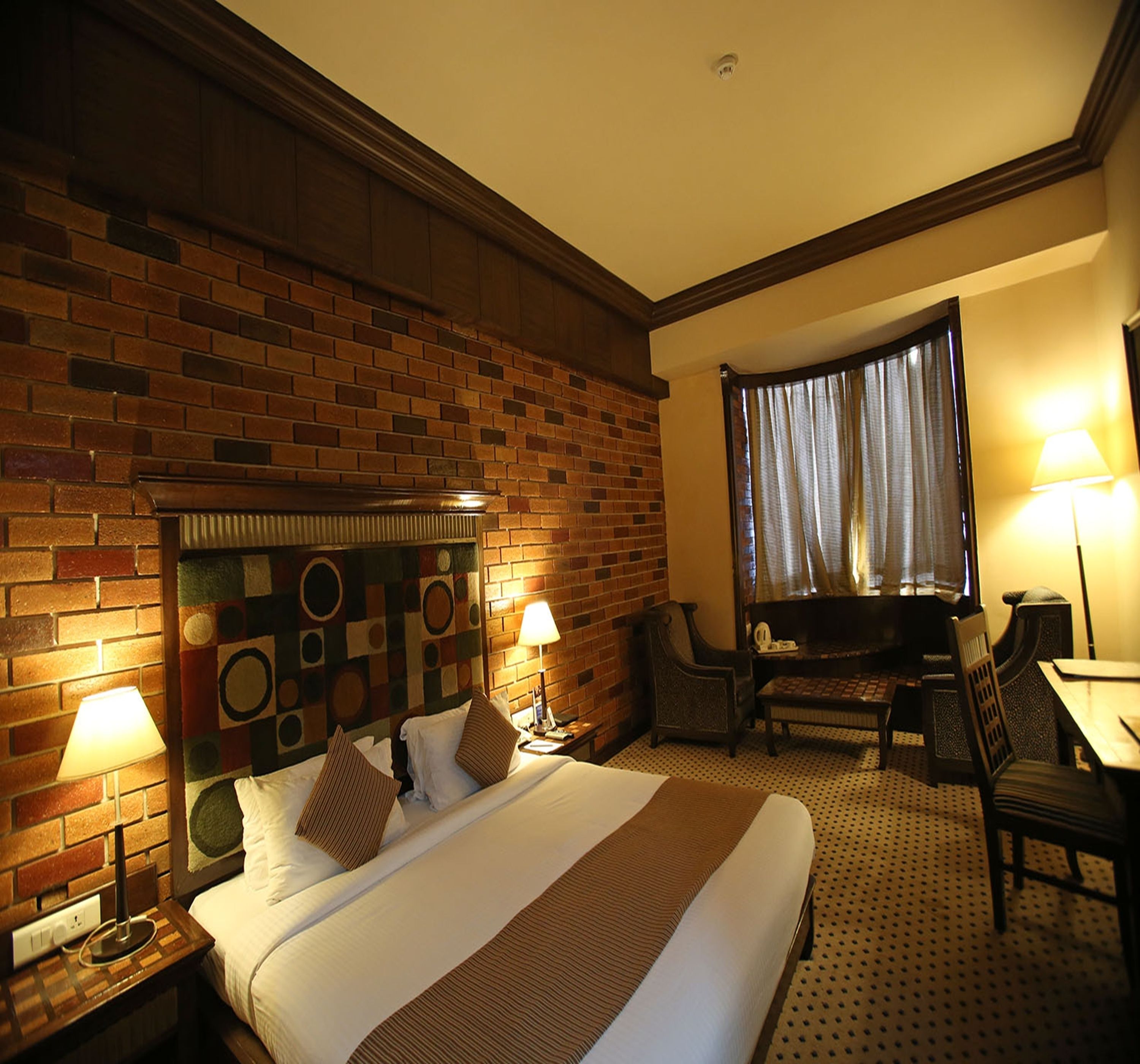 Premium bedding, minibar, individually decorated, individually furnished