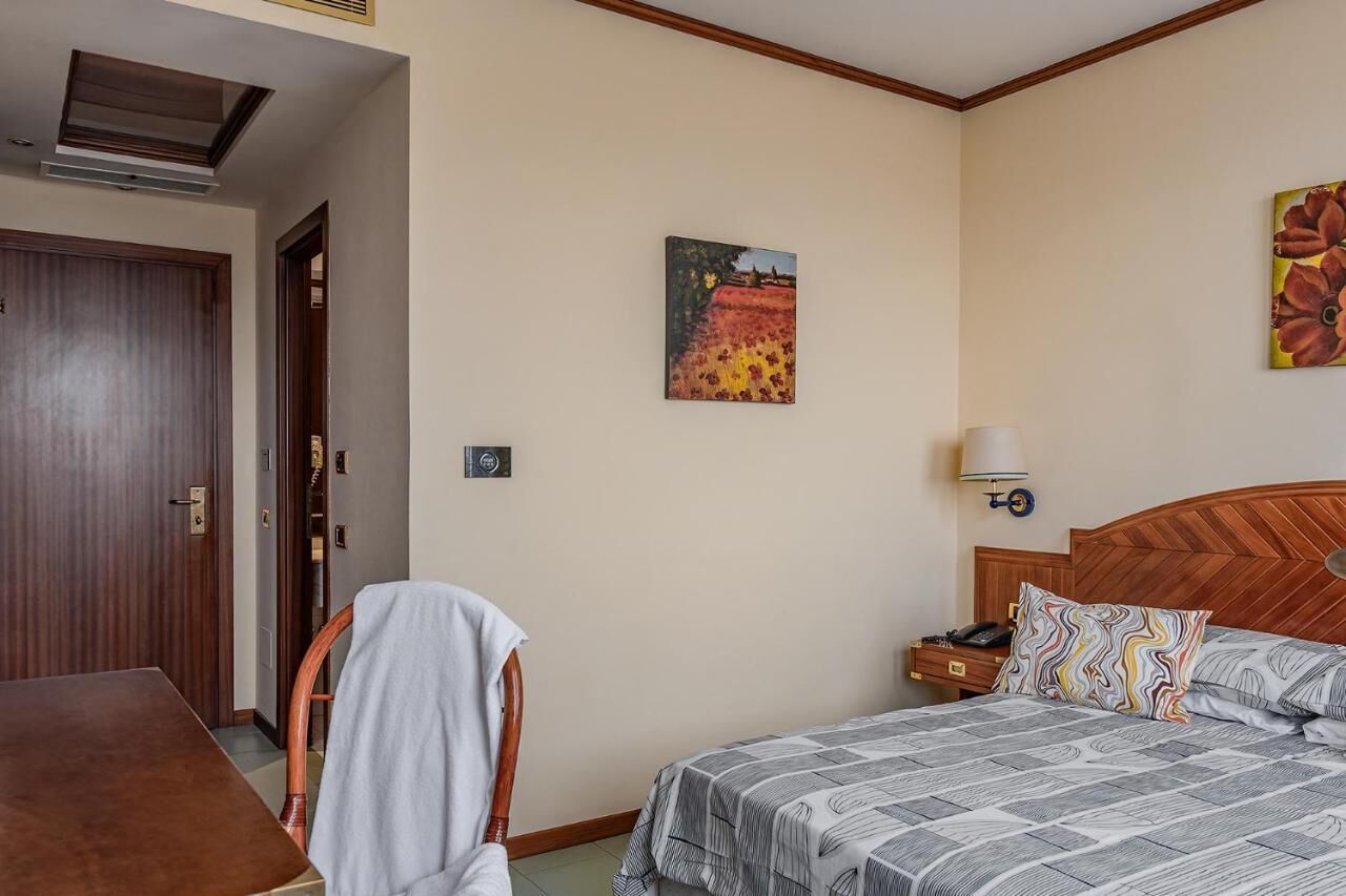 In-room safe, desk, laptop workspace, blackout curtains