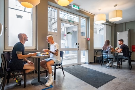 Daily buffet breakfast (EUR 11.90 per person)