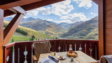 Apartment 10 people - 4 bedrooms | Terrace/patio