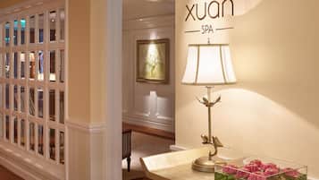 Couples treatment room(s), steam room, hot stone massages