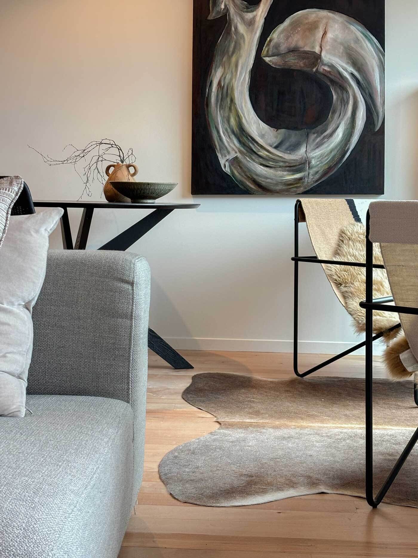 spire laneway apartment | living area | 42-inch plasma tv with cable channels, tv, fireplace