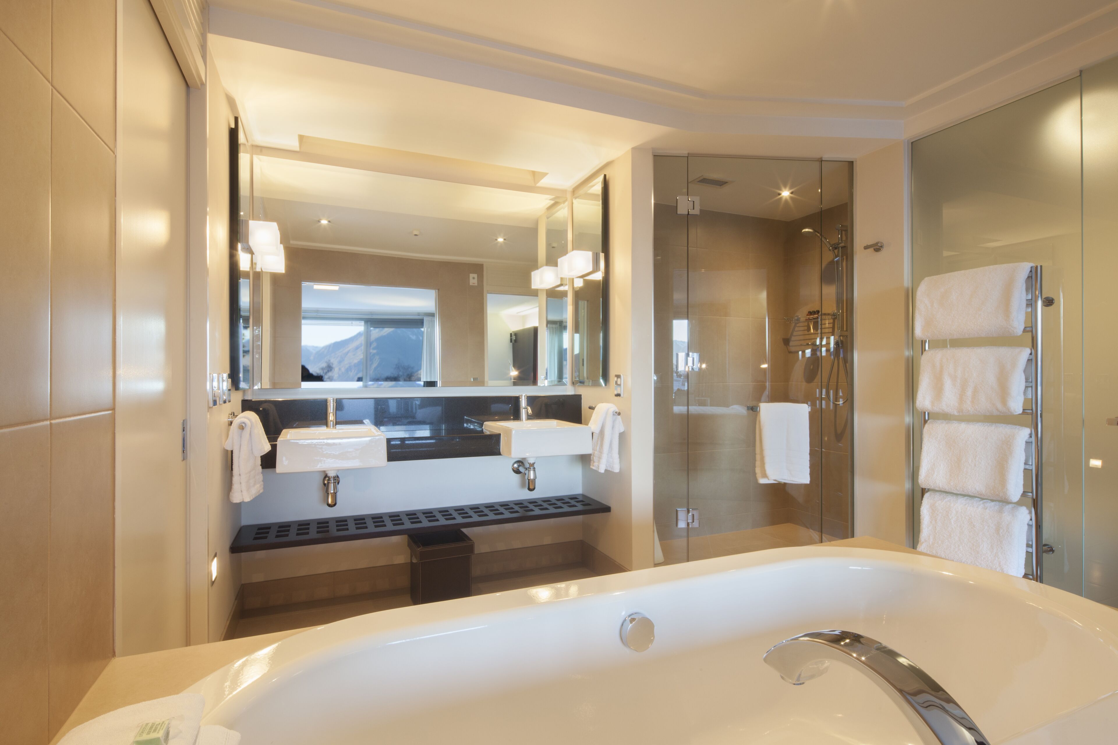 deep-soaking bathtub