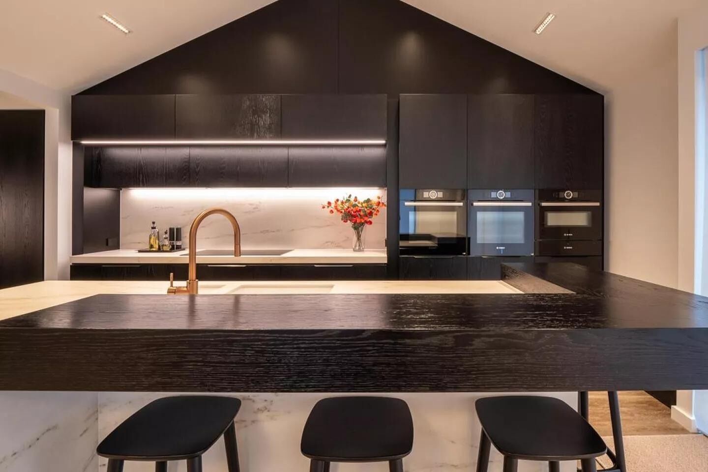 Luxury House, 4 Bedrooms | Private kitchen
