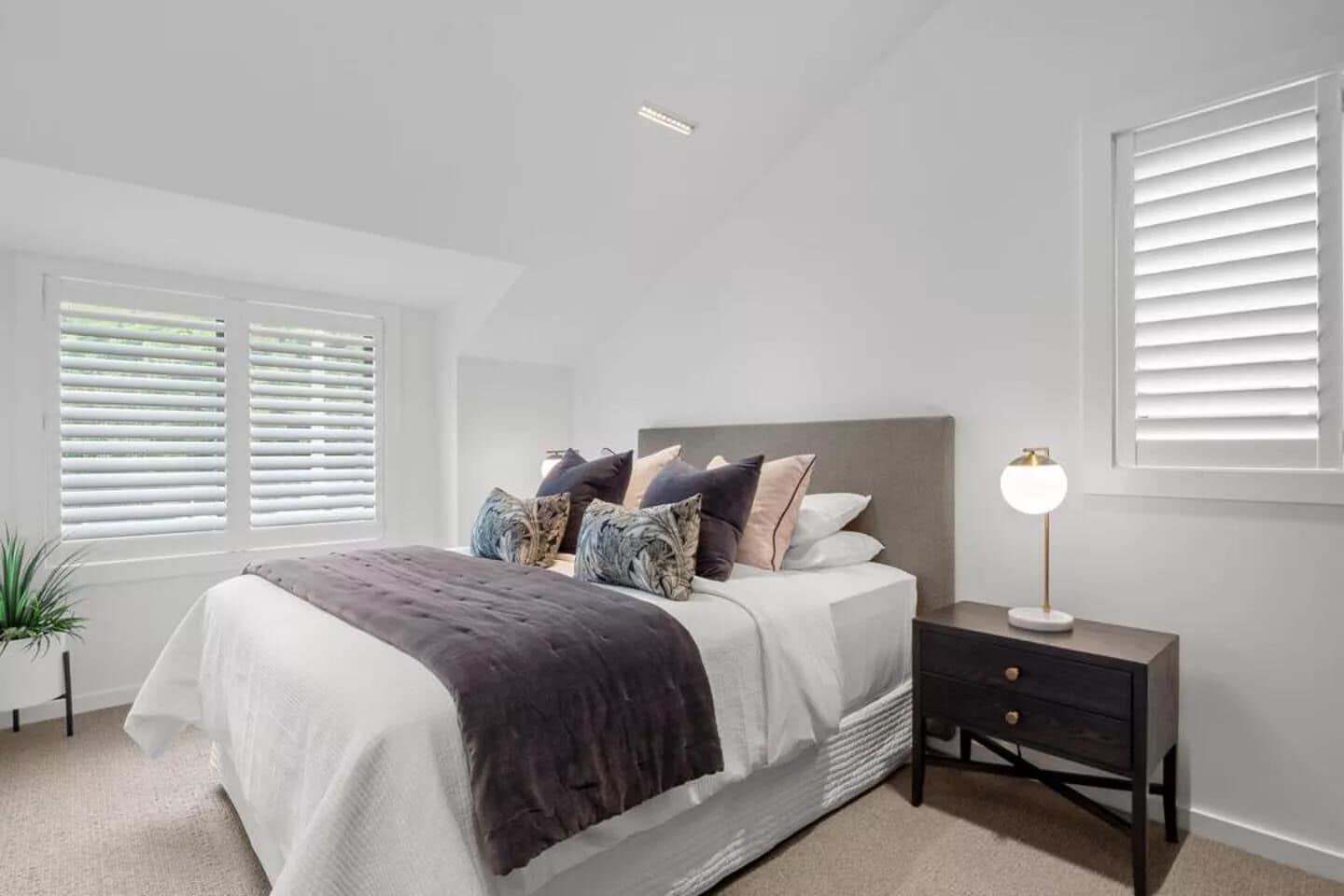 Casa de lujo, 4 habitaciones | Edredón, camas con pillow-top y artículos del minibar gratis 