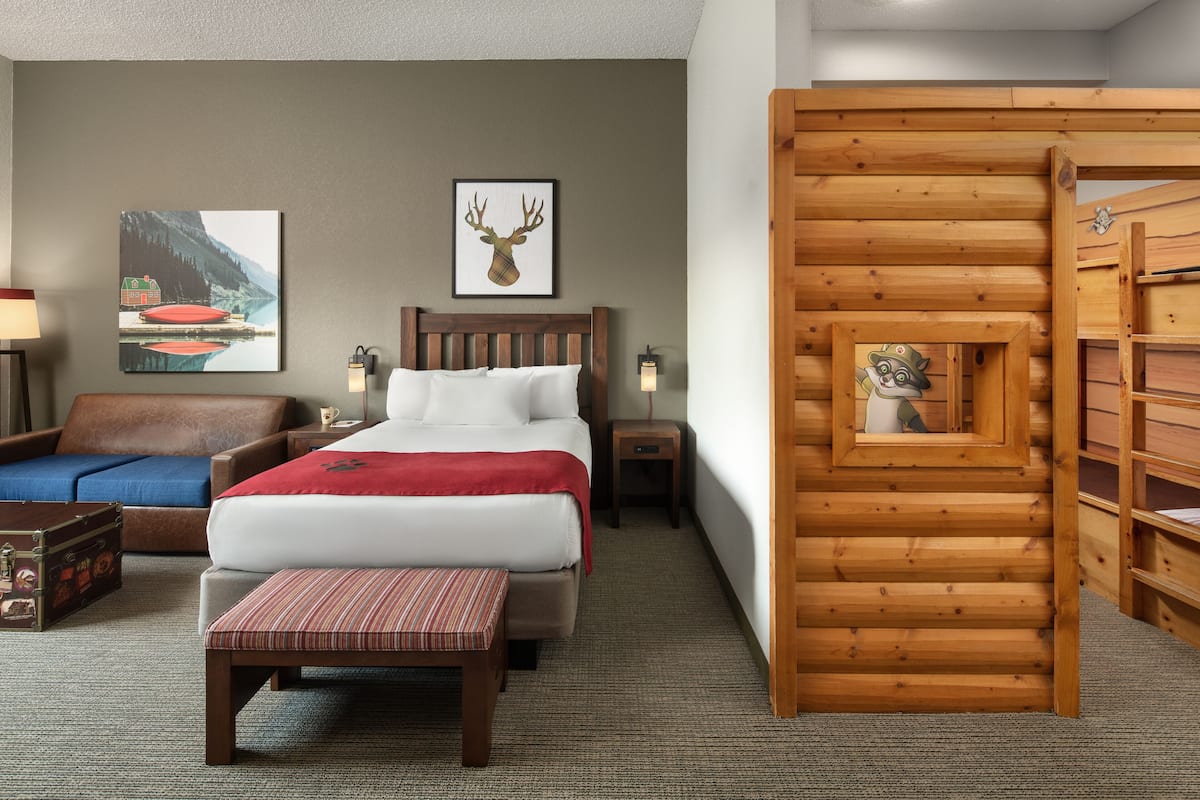 Kid Cabin Suite - Water Park Included | In-room safe, desk, laptop workspace, iron/ironing board