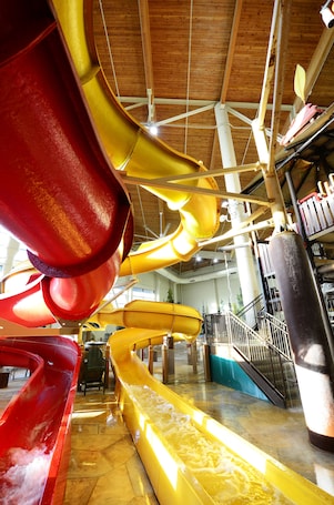 Waterslide. Great Wolf Lodge Williamsburg