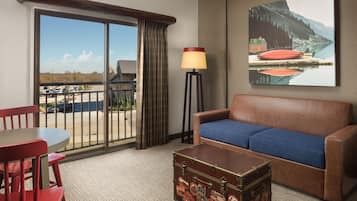 Family Suite - Water Park Included | In-room safe, desk, laptop workspace, iron/ironing board