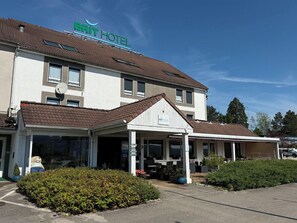 Front of property - Brit Hotel Besançon L'Horloge (Besancon)