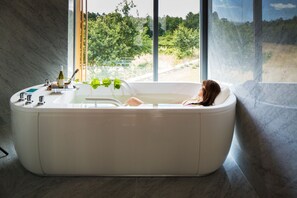 Behandlingsrum til par, sauna, boblebad, dampbad, kropsbehandlinger