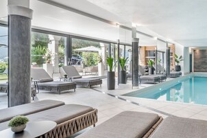 Una piscina techada