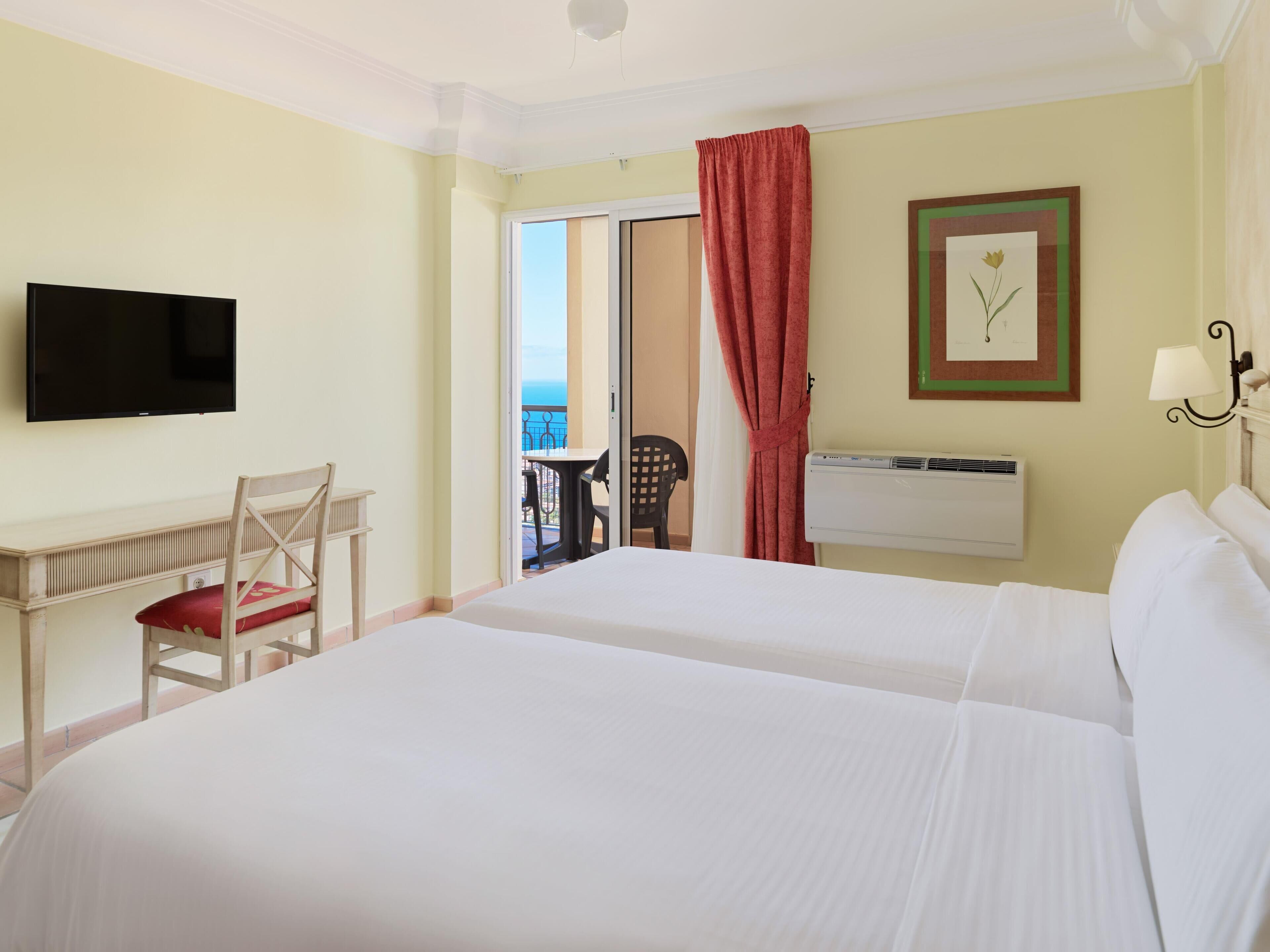 1 bedroom, desk, blackout curtains, free WiFi