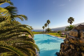 2 outdoor pools, pool umbrellas, pool loungers - Hotel Las Aguilas Tenerife, Affiliated by Melia (Puerto de la Cruz)