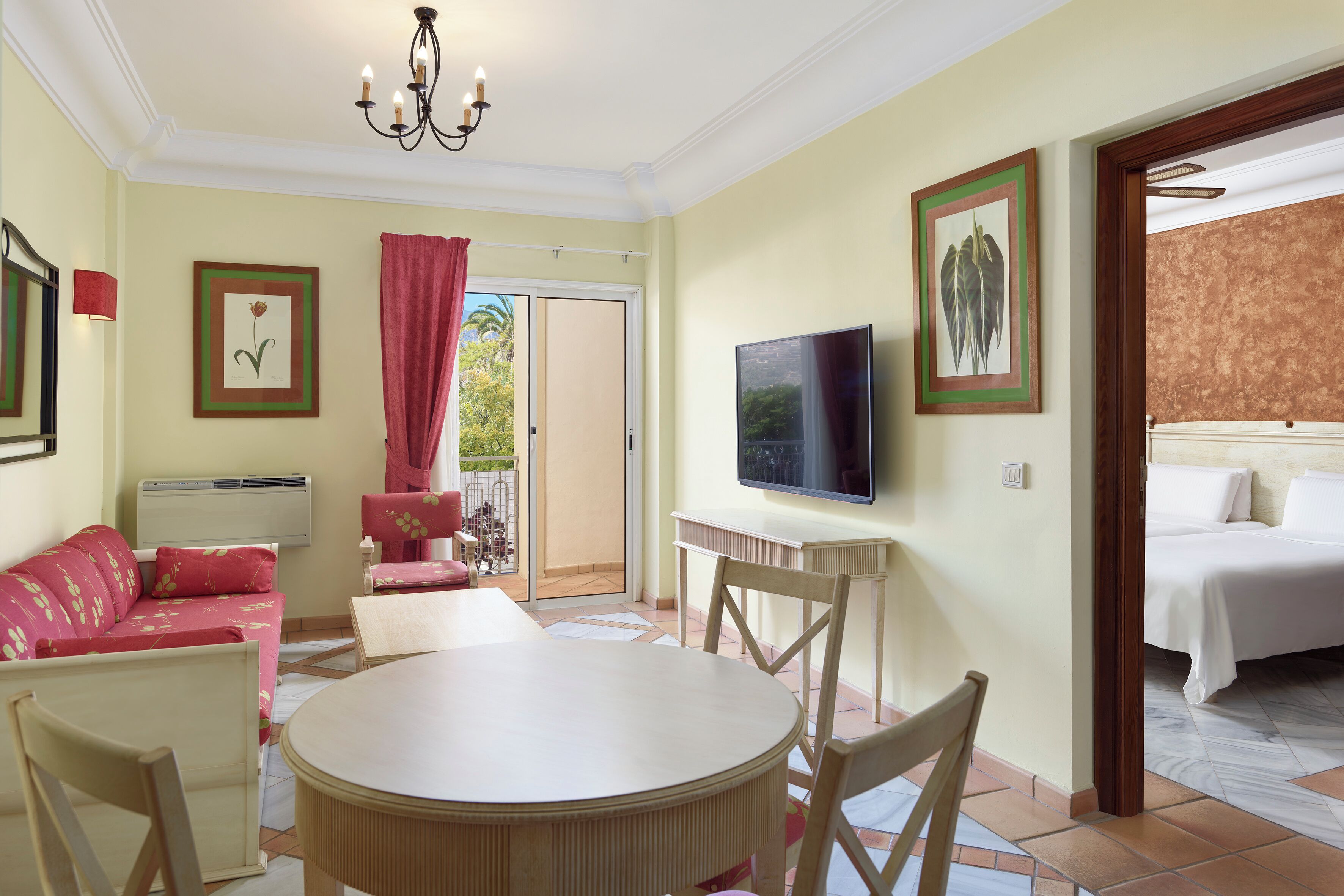 1 多间卧室、办公桌、遮光窗帘、免费 WiFi