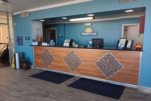 Lobby - Days Inn by Wyndham Colorado City (Colorado City)
