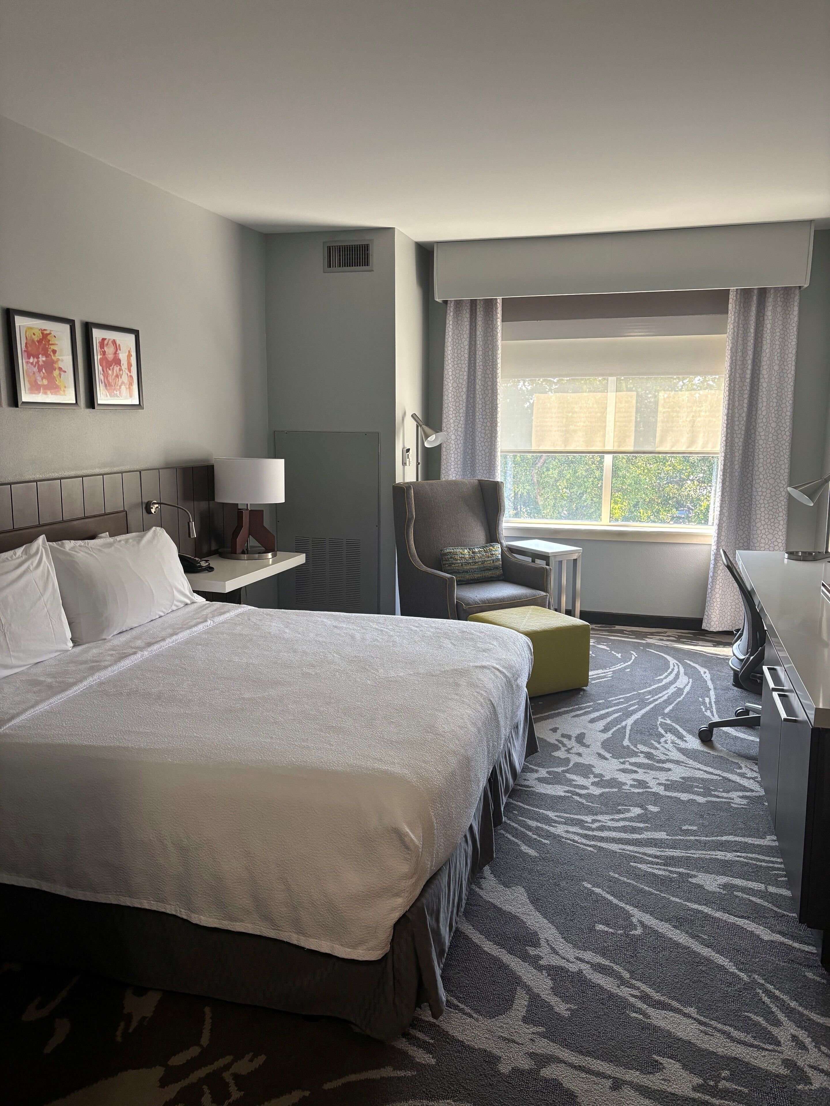 room | 1 bedroom, desk, laptop workspace, blackout curtains