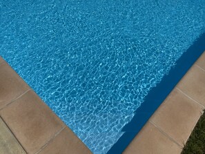Outdoor pool, sun loungers - ibis Tarbes Odos (Odos)