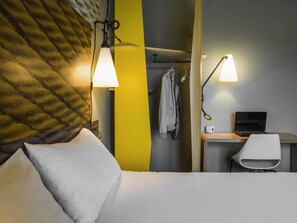 Standard Double Room, 1 Double Bed | Premium bedding, in-room safe, individually decorated - ibis Tarbes Odos (Odos)
