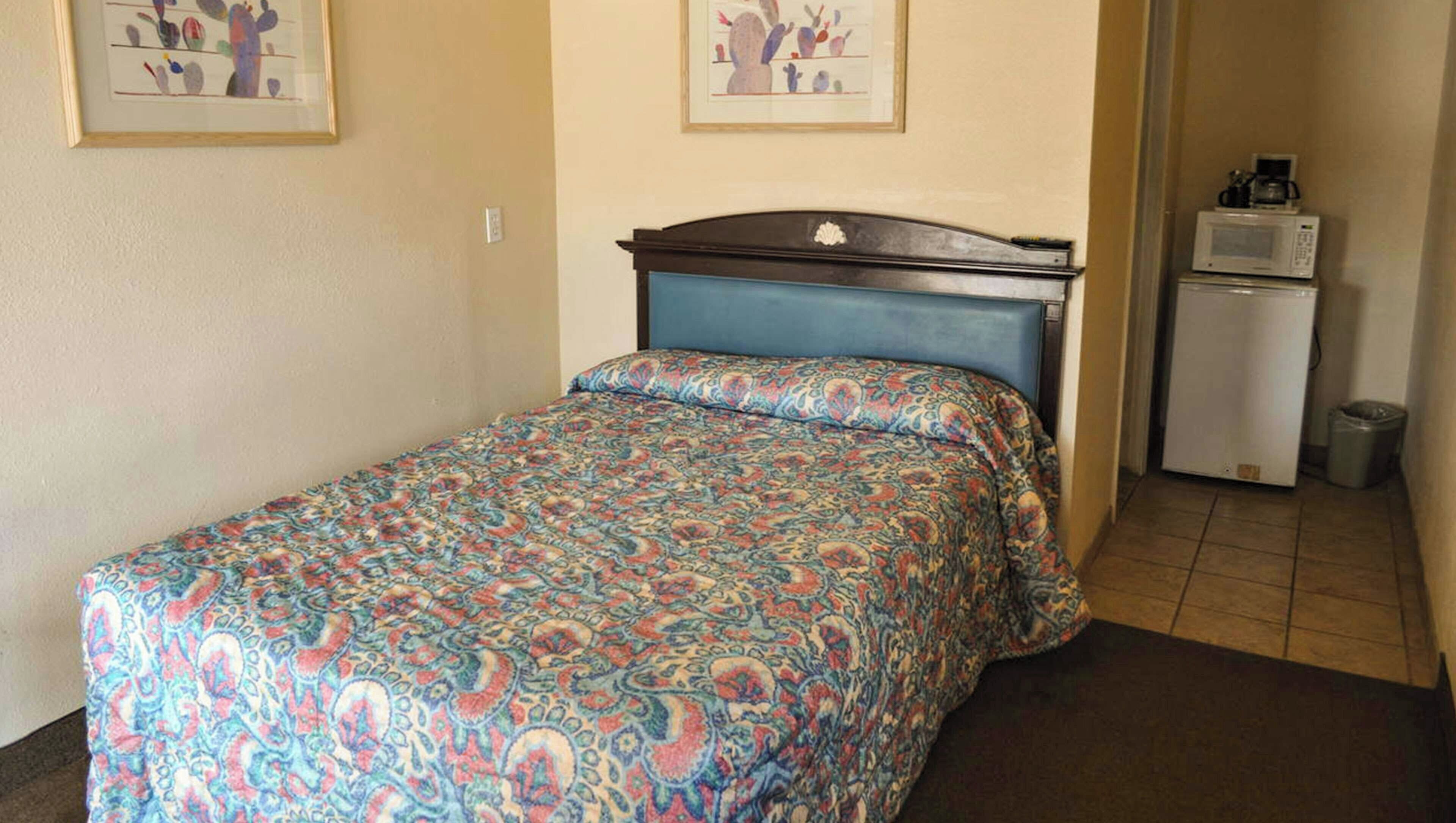 Quarto, 1 cama de casal, para não fumantes | Wi-Fi de cortesia, roupa de cama