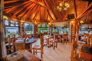 Restaurant - Nido del Condor Hotel & Spa (San Carlos de Bariloche)