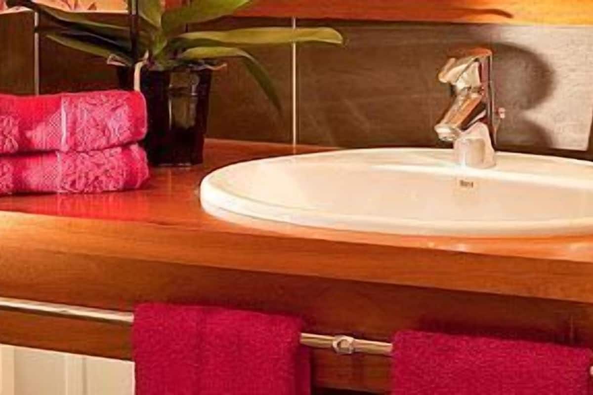 superior double or twin room | bathroom sink