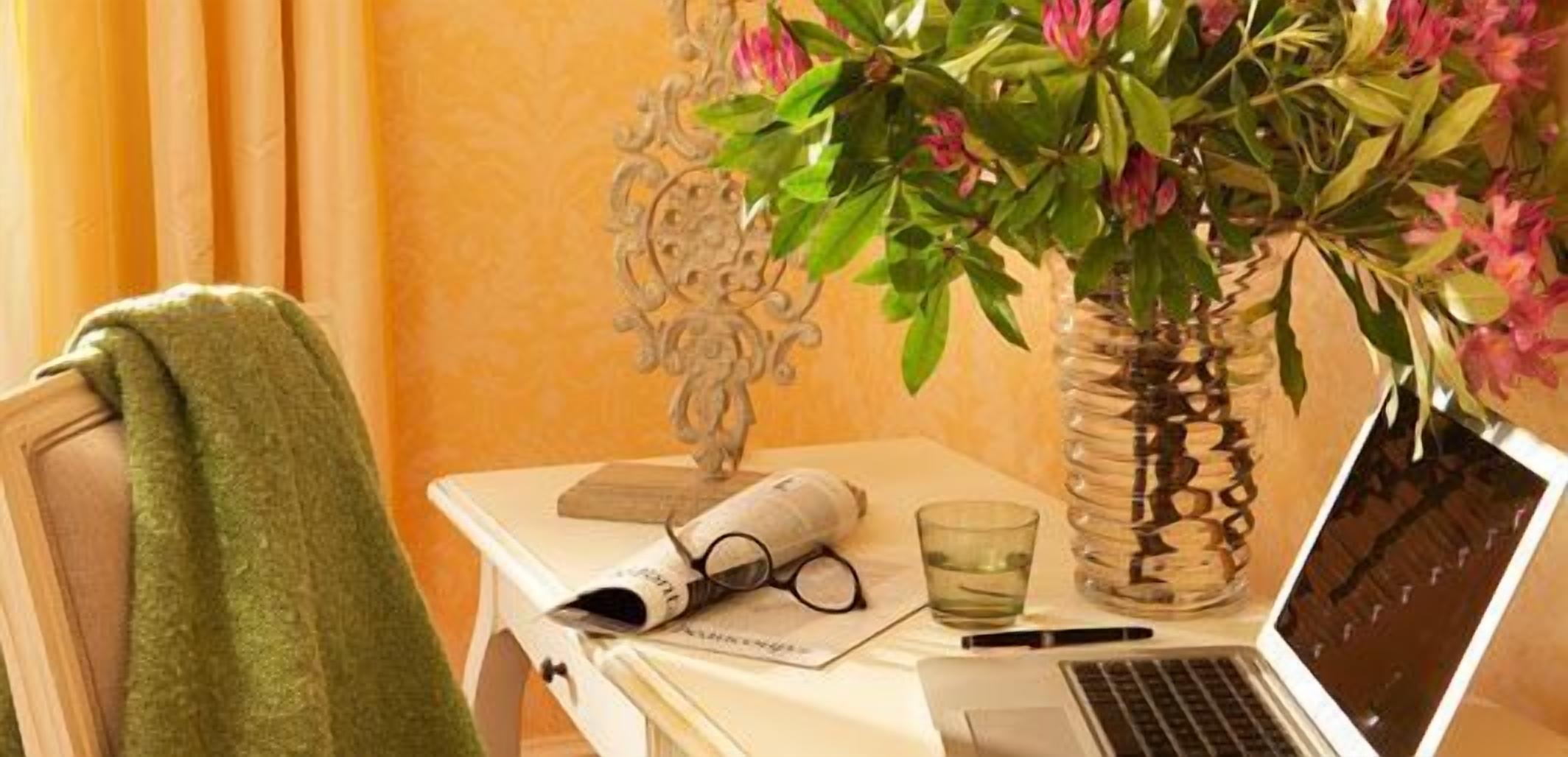 superior double or twin room | room amenity