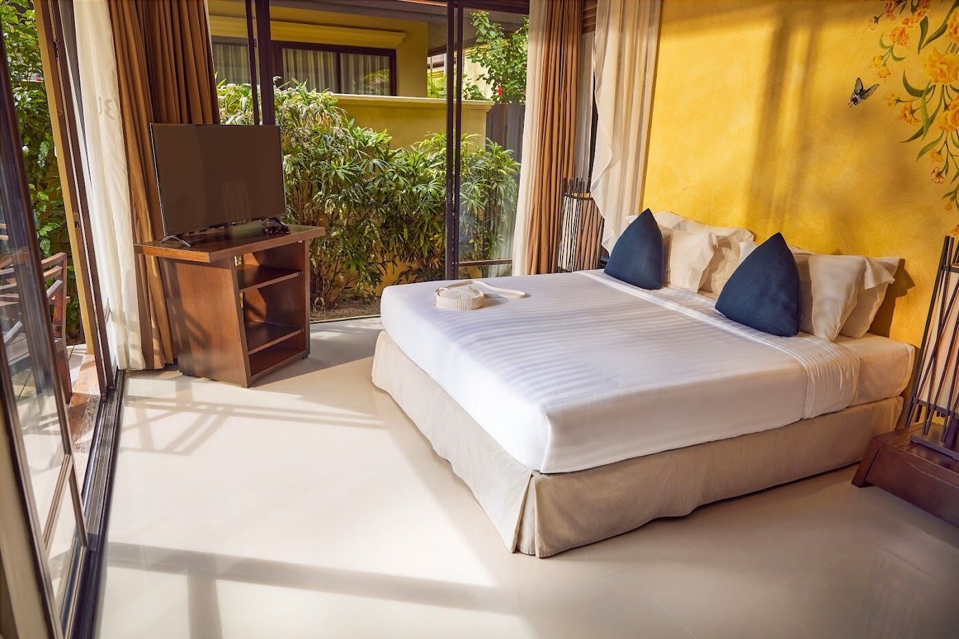 plunge pool villa | bathroom | shower, free toiletries, hair dryer, slippers