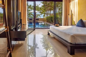 Free minibar, in-room safe, desk, blackout drapes - TUI BLUE The Passage Samui Pool Villas with Private Beach Resort (Koh Samui)