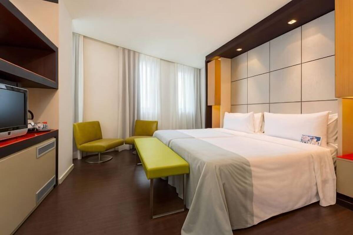 1 chambre, couette en duvet d'oie, minibar