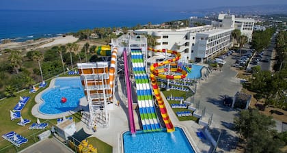 Leonardo Laura Beach & Splash Resort