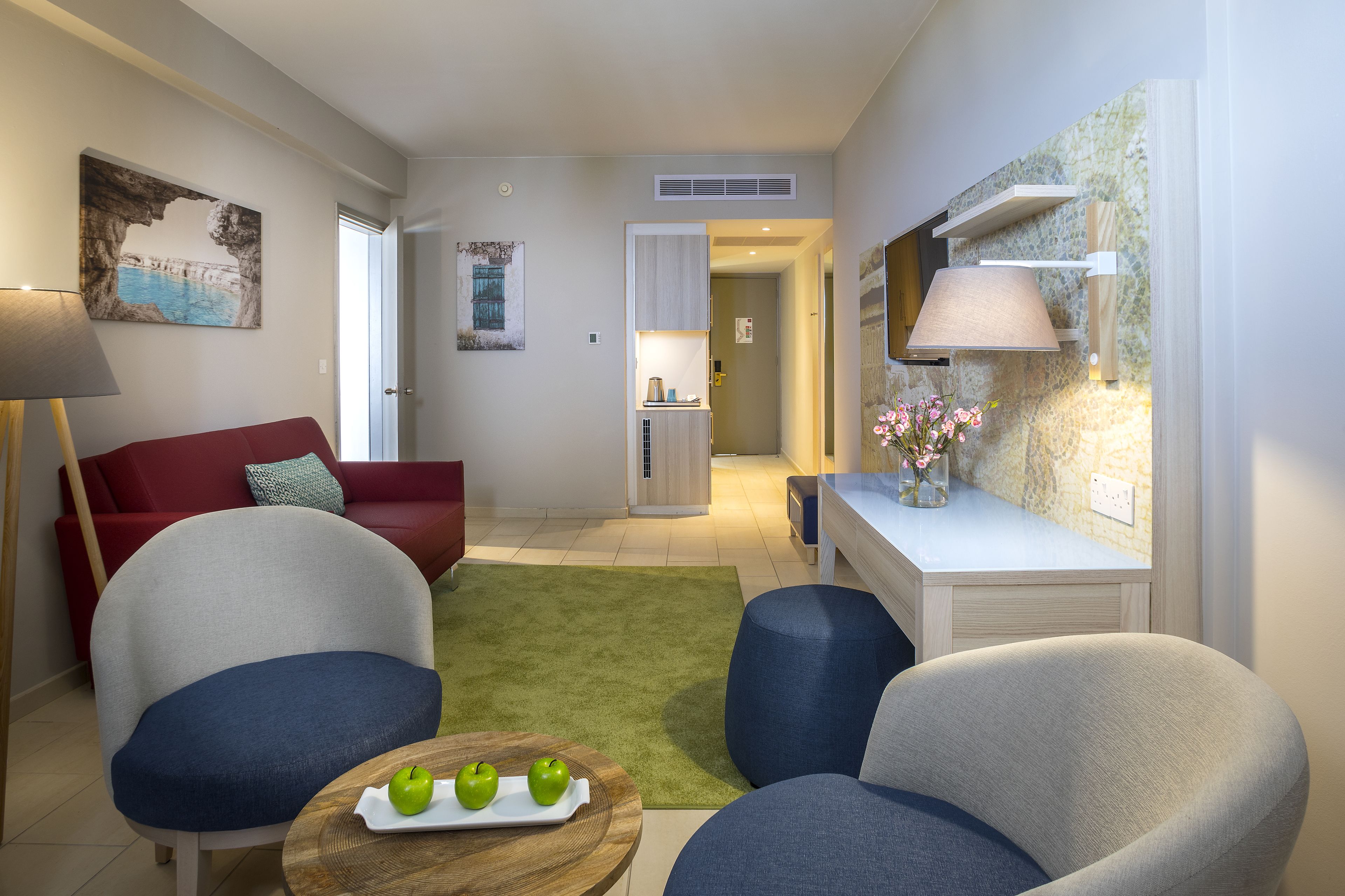 executive suite, sea view | 1 bedroom, minibar, soundproofing, free wifi