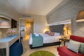 Minibar, soundproofing, free WiFi, bed sheets - Leonardo Laura Beach & Splash Resort (Chlorakas)