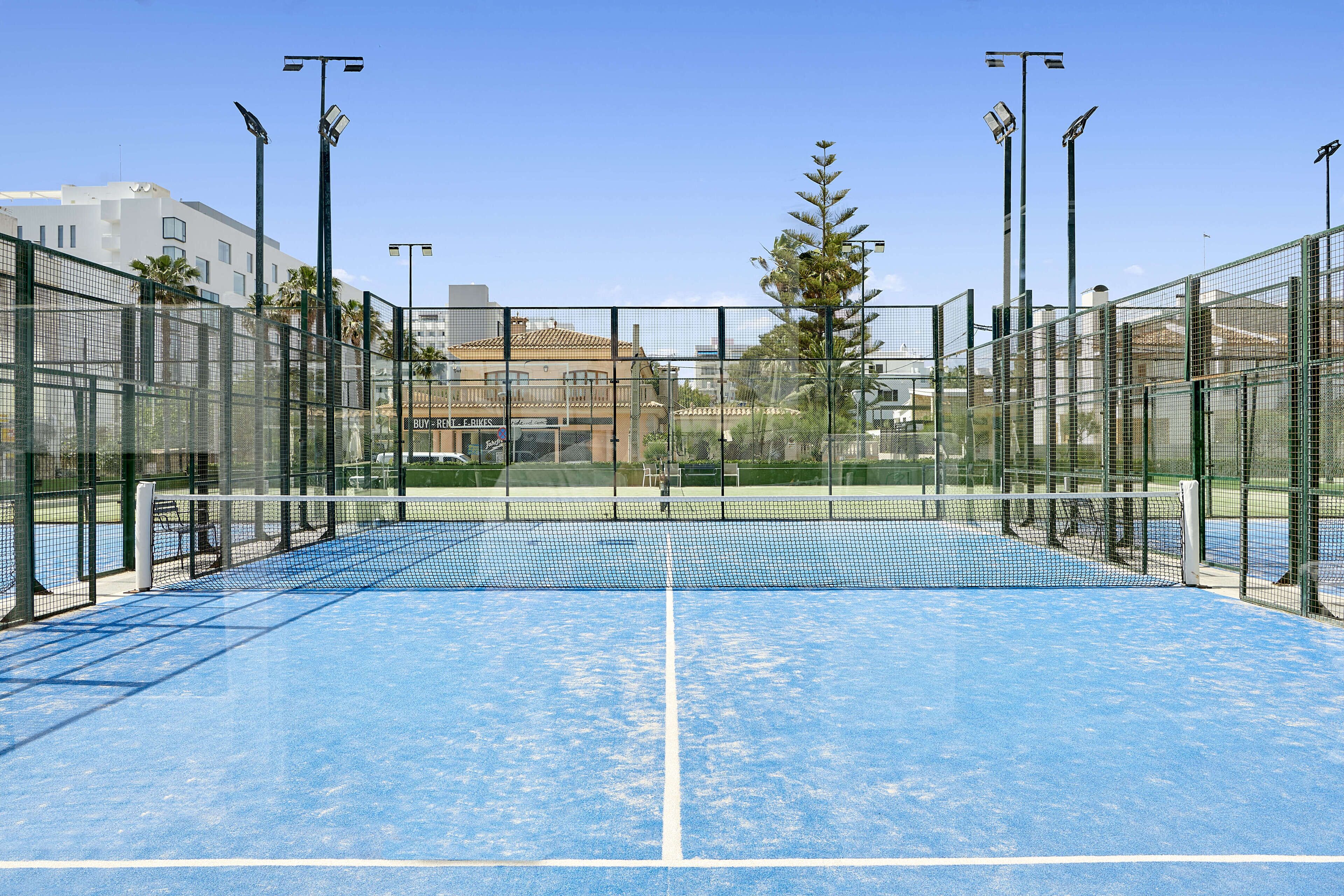 Tennisbane