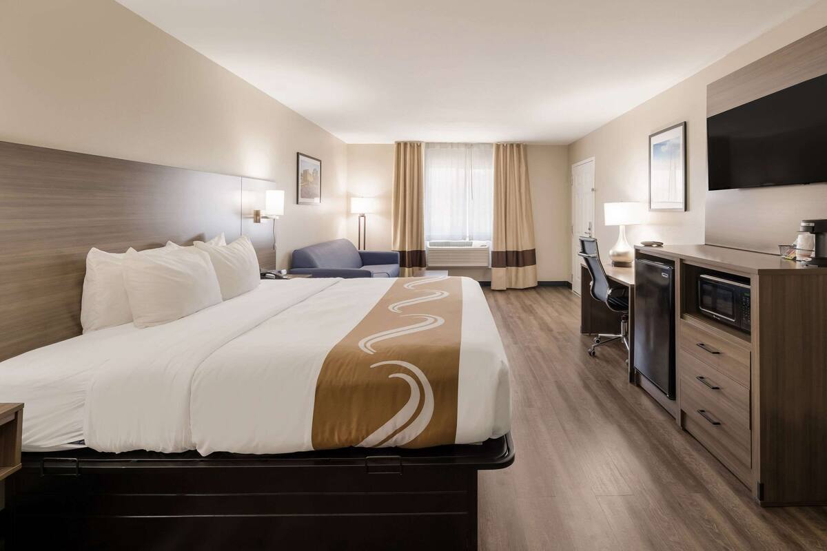 soundproofing, iron/ironing board, rollaway beds, free wifi