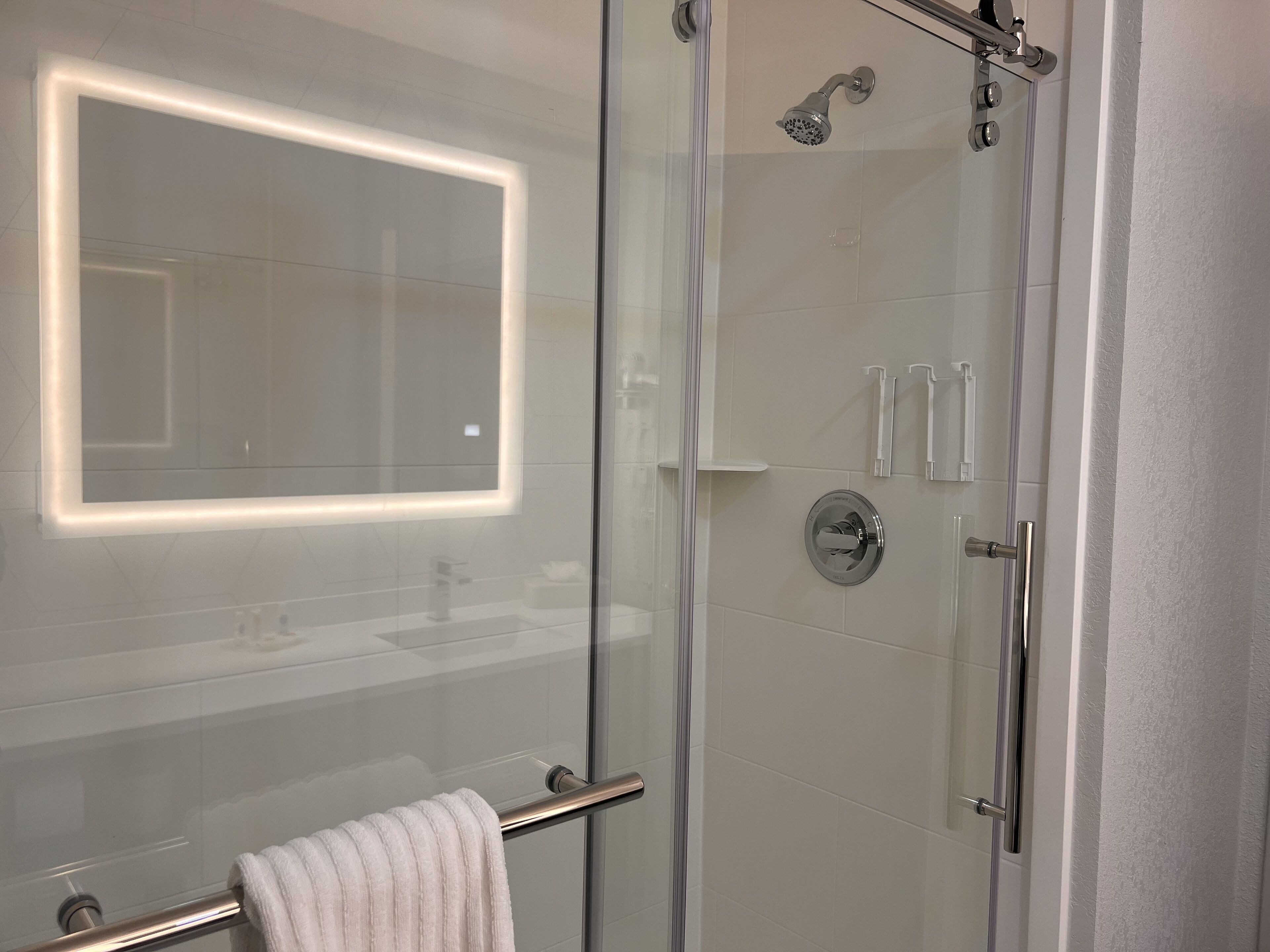 Photo - Comfort Suites Louisville Airport