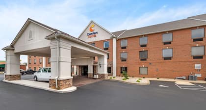 Comfort Suites Louisville Airport