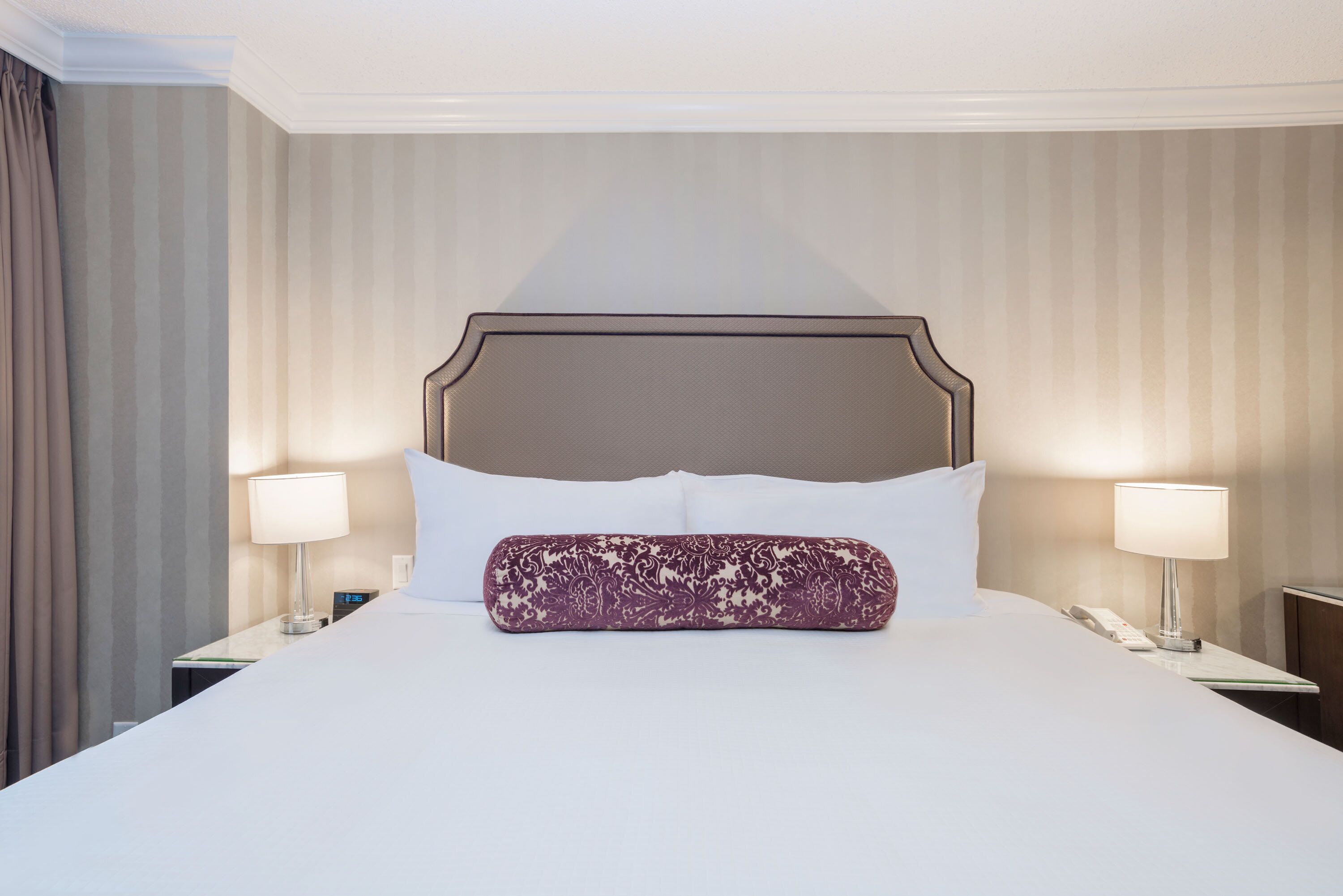 1 bedroom, premium bedding, in-room safe, desk