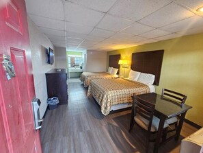 Iron/ironing board, free WiFi, bed sheets - Days Inn by Wyndham Dumas Arkansas (Dumas)