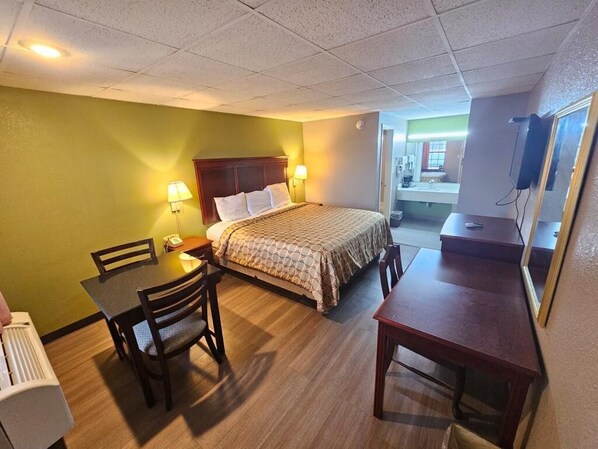 Standard Room | Iron/ironing board, free WiFi, bed sheets