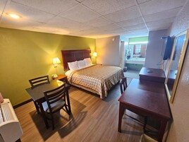 Standard Room | Iron/ironing board, free WiFi, bed sheets