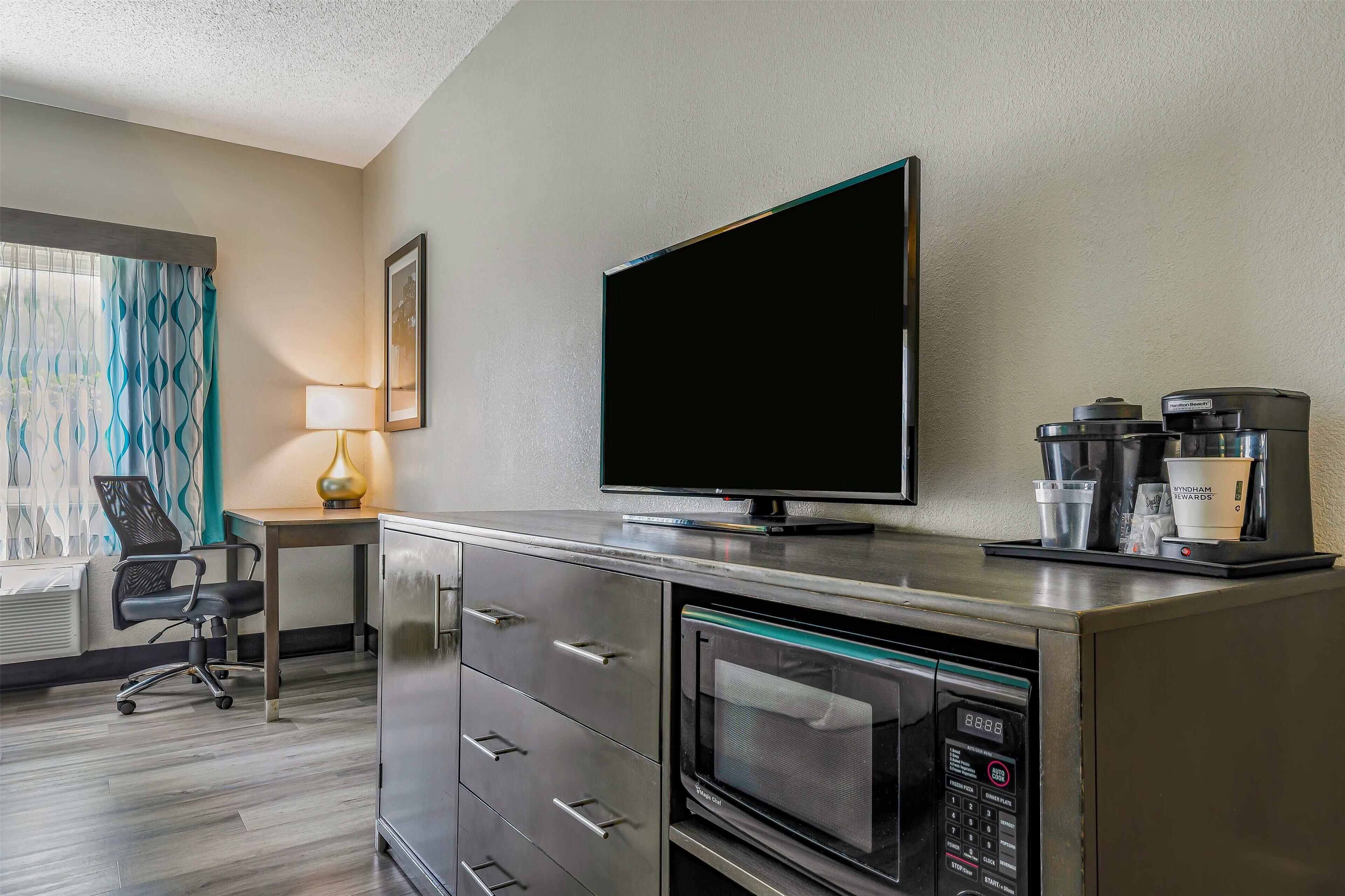 room, 2 queen beds, accessible, non smoking (mobility accessible) | premium bedding, pillow-top beds, desk, iron/ironing board