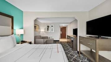 Studio Suite, 1 King Bed, Non Smoking