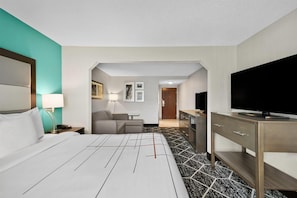 Studio Suite, 1 King Bed, Non Smoking