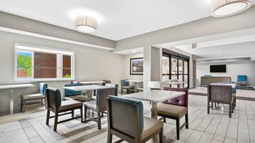 Free daily full breakfast