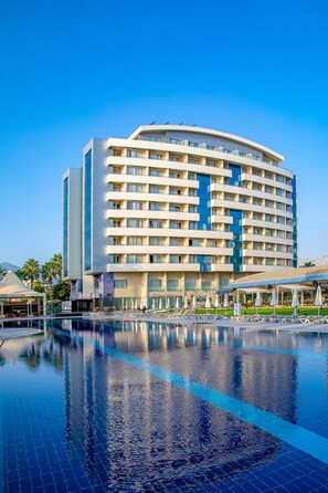 Exterior - Porto Bello Hotel Resort & Spa (Konyaalti)