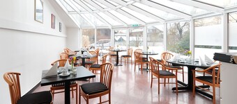 Ambassador Parkhotel